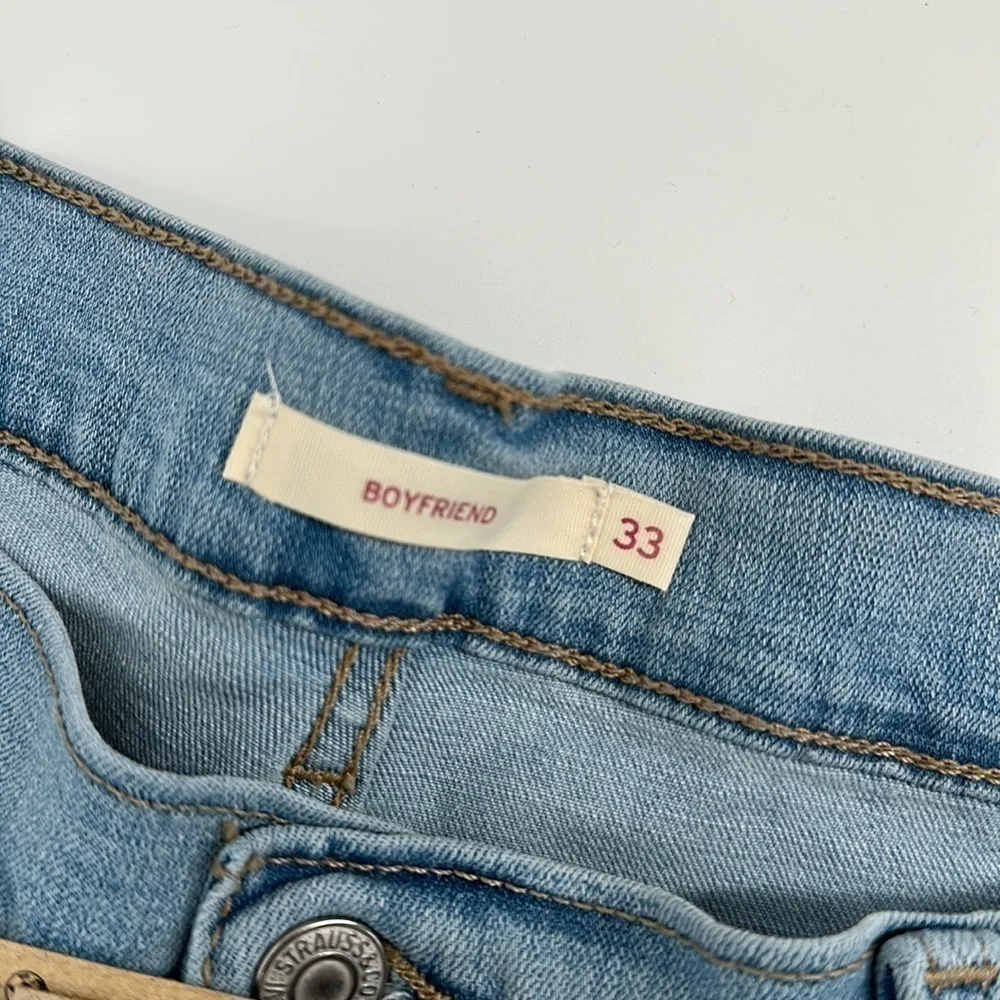Levi's Light Wash Boyfriend Jean Size 16 NWT - Picture 6 of 12